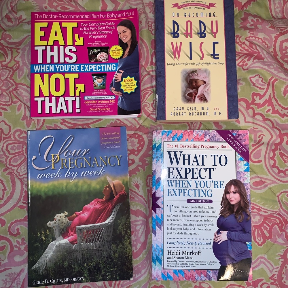 Lot of pregnancy books